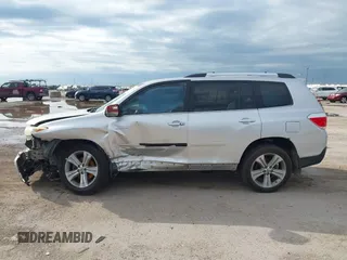 2013 Toyota Highlander Limited with VIN 5TDDK3EH9DS181923, listed as a IAAI auction lot 42139593 with 320,605 mi miles and . Bid and sale history available at DreamBid. Image 15.