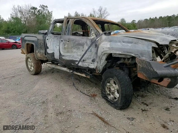 2015 GMC Sierra 2500HD available WiFi Denali with VIN 1GT120EG1FF553041, listed as a Copart auction lot 45134925 with 0 mi miles and Salvage Title. Bid and sale history available at carsss.com. Image 11.