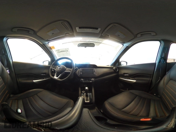 2019 Nissan Kicks SR with VIN 3N1CP5CU7KL538238, listed as a IAAI auction lot 41688621 with 40,142 mi miles. Bid and sale history available at carsss.com. Image 20.