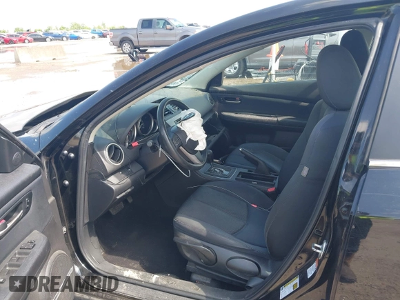 2011 Mazda 6 i Sport with VIN 1YVHZ8BH8B5M14766, listed as a IAAI auction lot 42108031 with 134,580 mi miles and . Bid and sale history available at DreamBid. Image 5.