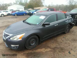 2013 Nissan Altima 2.5 SL with VIN 1N4AL3AP8DN576961, listed as a IAAI auction lot 41909464 with 131,747 mi miles. Bid and sale history available at carsss.com. Image 2.