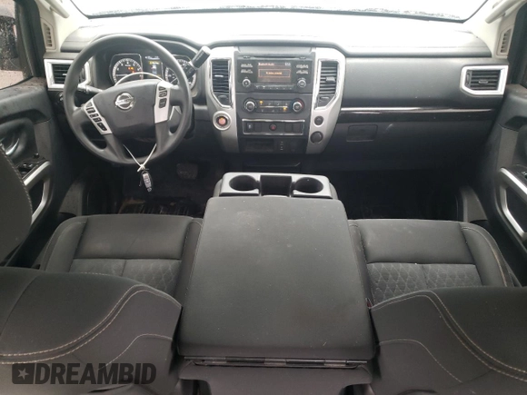 2017 Nissan Titan SV с VIN 1N6AA1EK6HN522600, выставлен на аукционе Copart как лот 54456365 с пробегом 71 790 миль миль и Списание • Salvage title. История ставок и продаж доступна на DreamBid. Изображение 8.