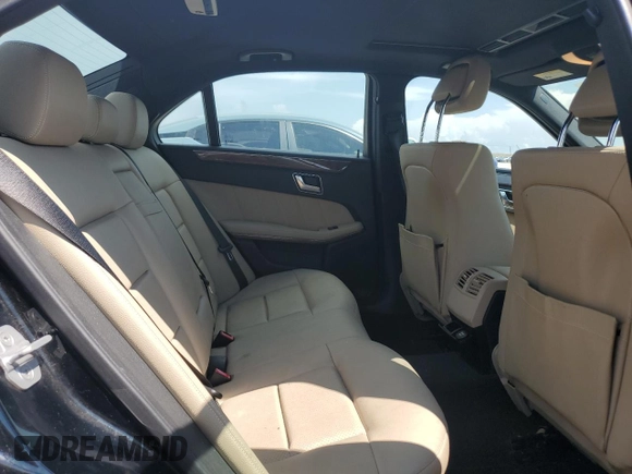2013 Mercedes-Benz E 350 Luxury with VIN WDDHF5KB7DA666176, listed as a Copart auction lot 61200525 with 81,806 mi miles and Salvage title. Bid and sale history available at DreamBid. Image 10.