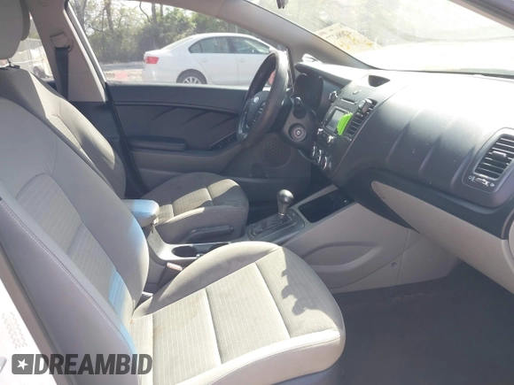 2016 Kia Forte LX z VIN KNAFX4A65G5583272, wystawiony jako IAAI lot #42086277 z przebiegiem 103 933 mil mil oraz . Historia ofert i sprzedaży dostępna na DreamBid. Obrazek 5.