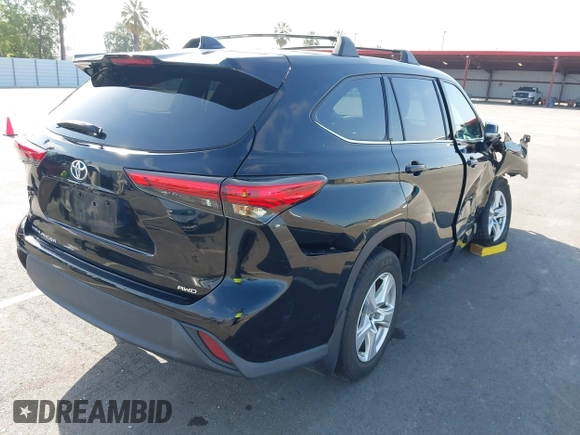 2021 Toyota Highlander L z VIN 5TDCZRBH1MS558663, wystawiony jako IAAI lot #42206187 z przebiegiem 49 574 mil mil oraz . Historia ofert i sprzedaży dostępna na DreamBid. Obrazek 4.