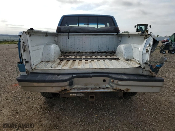 1991 GMC Sierra 1500 Classic SLT with VIN 2GTEK19Z4M1542137, listed as a Copart auction lot 68024074 with 347,281 mi miles and Salvage Title. Bid and sale history available at carsss.com. Image 6.
