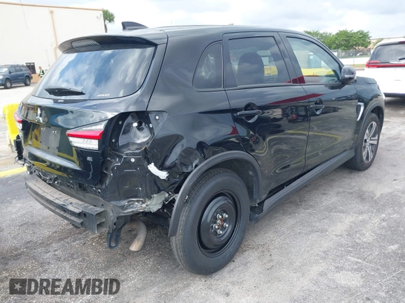 2024 Mitsubishi Outlander S z VIN JA4ARUAU3RU014400, wystawiony jako IAAI lot #41983269 z przebiegiem 22 489 mil mil oraz . Historia ofert i sprzedaży dostępna na DreamBid. Obrazek 4.