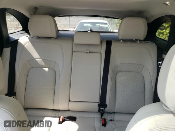 2022 Jaguar F-Pace S z VIN SADCJ2EX5NA698297, wystawiony jako Copart lot #58748925 z przebiegiem 46 525 mil mil oraz Szkoda całkowita • Salvage title. Historia ofert i sprzedaży dostępna na DreamBid. Obrazek 10.