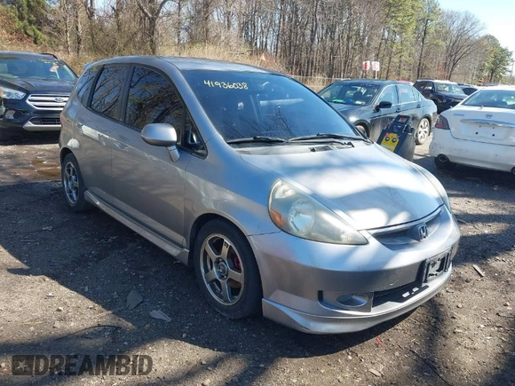 2008 Honda Fit Sport with VIN JHMGD38668S038201, listed as a IAAI auction lot 41936038 with 186,816 mi miles. Bid and sale history available at carsss.com. Image 1.
