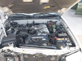 2000 Toyota 4Runner SR5 with VIN JT3GN86R5Y0152635, listed as a IAAI auction lot 42076738 with 278,113 mi miles and . Bid and sale history available at DreamBid. Image 10.