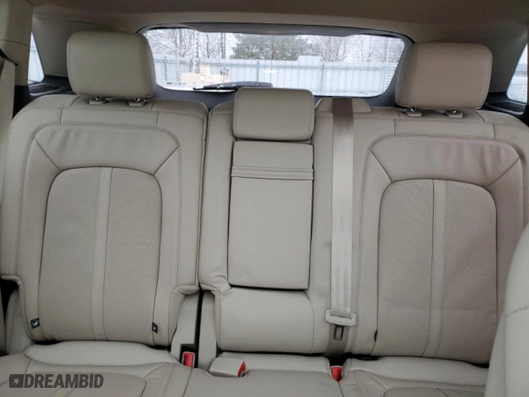 2019 Lincoln Nautilus Reserve with VIN 2LMPJ8LP0KBL33013, listed as a Copart auction lot 42358955 with 65,772 mi miles and Clean Title. Bid and sale history available at carsss.com. Image 10.