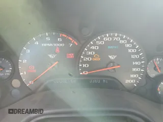 2004 Chevrolet Corvette with VIN 1G1YY32G145107647, listed as a Copart auction lot 76517714 with 3,303 mi miles and Salvage Title. Bid and sale history available at carsss.com. Image 9.