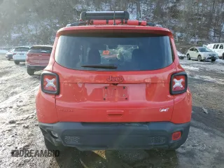 2022 Jeep Renegade Latitude with VIN ZACNJDB12NPN77353, listed as a Copart auction lot 45815615 with Not provided miles and Salvage title. Bid and sale history available at DreamBid. Image 6.