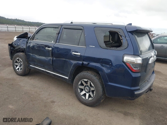 2017 Toyota 4Runner SR5 with VIN JTEBU5JR2H5443347, listed as a IAAI auction lot 41914439 with 96,631 mi miles. Bid and sale history available at carsss.com. Image 3.