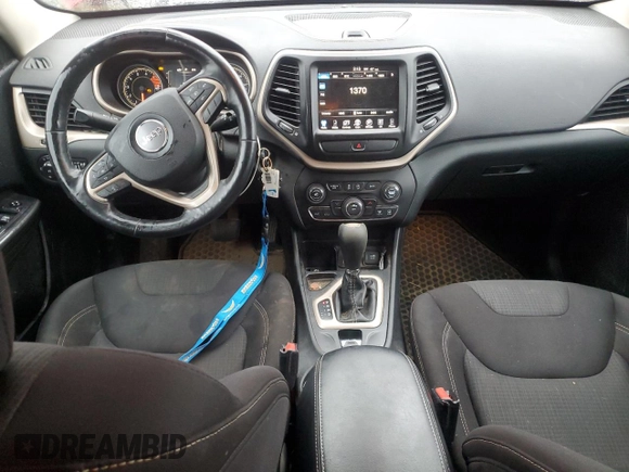 2016 Jeep Cherokee Latitude with VIN 1C4PJLCS6GW108611, listed as a Copart auction lot 81163574 with 118,639 mi miles and Salvage Title. Bid and sale history available at carsss.com. Image 8.