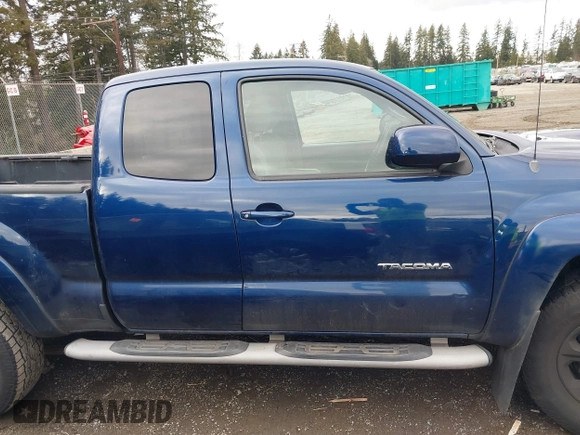 2006 Toyota Tacoma with VIN 5TEUU42N06Z165755, listed as a IAAI auction lot 41619786 with 168,910 mi miles. Bid and sale history available at carsss.com. Image 13.