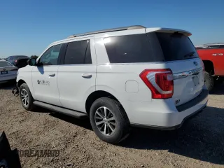 2018 Ford Expedition XL with VIN 1FMJU1FT9JEA53604, listed as a Copart auction lot 73284694 with 187,232 mi miles and Salvage Title. Bid and sale history available at carsss.com. Image 2.