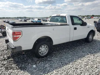 2011 Ford F-150 XL with VIN 1FTMF1CM2BKD82463, listed as a Copart auction lot 52452975 with 324,446 mi miles and Clean Title. Bid and sale history available at DreamBid. Image 3.