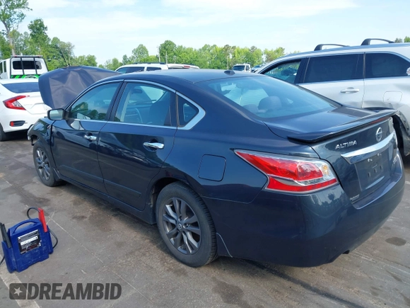 2015 Nissan Altima S with VIN 1N4AL3AP0FC581215, listed as a IAAI auction lot 42157703 with Not Provided miles and . Bid and sale history available at DreamBid. Image 3.
