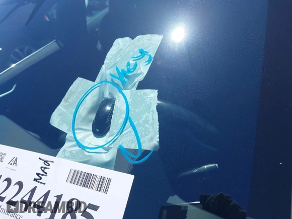2018 Tesla Model S 75D z VIN 5YJSA1E25JF292480, wystawiony jako IAAI lot #42244185 z przebiegiem 42 199 mil mil oraz . Historia ofert i sprzedaży dostępna na DreamBid. Obrazek 11.