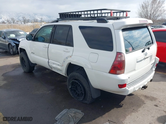 2005 Toyota 4Runner SR5 with VIN JTEBU14R750073185, listed as a IAAI auction lot 41618999 with 196,126 mi miles. Bid and sale history available at carsss.com. Image 3.