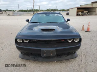 2021 Dodge Challenger R/T Scat Pack z VIN 2C3CDZFJ8MH583736, wystawiony jako Copart lot #52877825 z przebiegiem 23 693 mil mil oraz Czysty tytuł • Clean title. Historia ofert i sprzedaży dostępna na DreamBid. Obrazek 5.