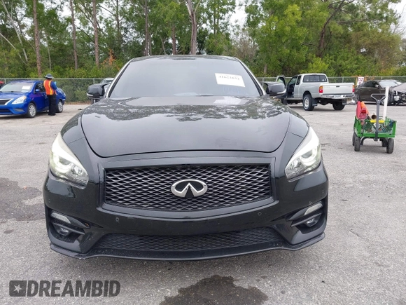 2015 Infiniti Q70 z VIN JN1BY1AR6FM561165, wystawiony jako IAAI lot #41622832 z przebiegiem 121 522 mil mil oraz . Historia ofert i sprzedaży dostępna na DreamBid. Obrazek 13.