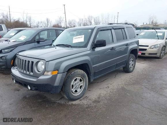 2014 Jeep Patriot Sport with VIN 1C4NJRBB7ED601038, listed as a IAAI auction lot 41858145 with 174,903 mi miles. Bid and sale history available at carsss.com. Image 2.