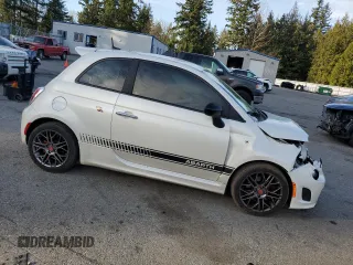 2017 FIAT 500 Abarth z VIN 3C3CFFFH1HT530394, wystawiony jako Copart lot #47134865 z przebiegiem Nie podano mil oraz Szkody całkowita. Historia ofert i sprzedaży dostępna na DreamBid. Obrazek 4.