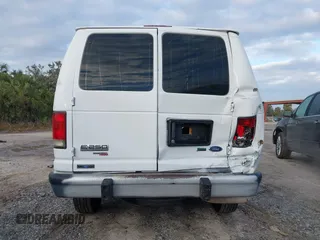 2013 Ford Econoline Cargo Commercial z VIN 1FTNE2EW5DDA45871, wystawiony jako IAAI lot #41422563 z przebiegiem 179 911 mil mil oraz . Historia ofert i sprzedaży dostępna na DreamBid. Obrazek 16.