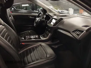 2020 Ford Edge SEL z VIN 2FMPK4J93LBA55165, wystawiony jako IAAI lot #42346860 z przebiegiem 72 201 mil mil oraz . Historia ofert i sprzedaży dostępna na DreamBid. Obrazek 5.