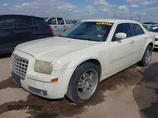 2007 Chrysler 300 Limited with VIN 2C3KA53G77H726475, listed as a IAAI auction lot 41540601 with 167,497 mi miles and . Bid and sale history available at carsss.com. Image 2.