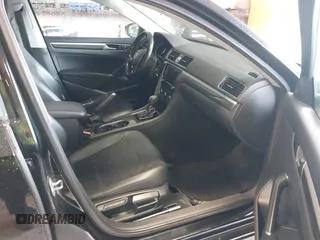 2016 Volkswagen Passat SE z VIN 1VWBT7A38GC010301, wystawiony jako IAAI lot #42316812 z przebiegiem 154 618 mil mil oraz . Historia ofert i sprzedaży dostępna na DreamBid. Obrazek 5.