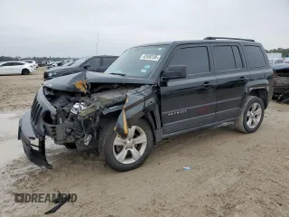 2013 Jeep Patriot Latitude with VIN 1C4NJPFB1DD230066, listed as a Copart auction lot 42530185 with 93,280 mi miles and Salvage Title. Bid and sale history available at carsss.com. Image 1.