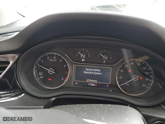 2019 Buick Regal Sportback Essence with VIN W04GR6SX6K1027518, listed as a Copart auction lot 61792824 with 17,286 mi miles and Salvage Title. Bid and sale history available at carsss.com. Image 9.