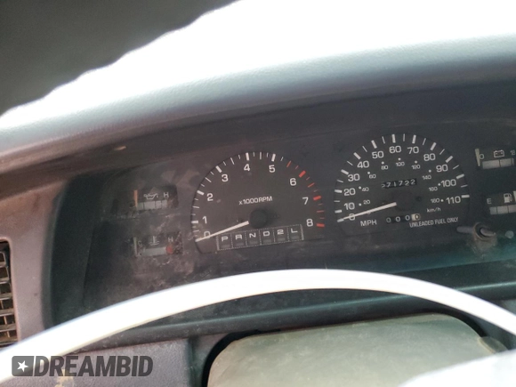 1997 Toyota T100 SR5 with VIN JT4UN24DXV0042713, listed as a Copart auction lot 41850085 with 271,722 mi miles and Salvage Title. Bid and sale history available at DreamBid. Image 9.