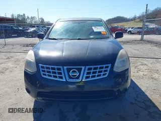 2010 Nissan Rogue S z VIN JN8AS5MV6AW131602, wystawiony jako IAAI lot #41792640 z przebiegiem 137 830 mil mil oraz . Historia ofert i sprzedaży dostępna na DreamBid. Obrazek 13.