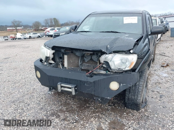 2014 Toyota Tacoma PreRunner with VIN 5TFJU4GN0EX062336, listed as a IAAI auction lot 41073030 with 135,554 mi miles. Bid and sale history available at carsss.com. Image 6.