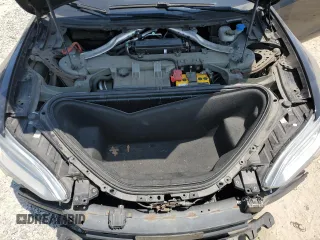 2017 Tesla Model S 100D z VIN 5YJSA1E21HF209847, wystawiony jako Copart lot #61848255 z przebiegiem 140 807 mil mil oraz Szkoda całkowita • Salvage title. Historia ofert i sprzedaży dostępna na DreamBid. Obrazek 11.