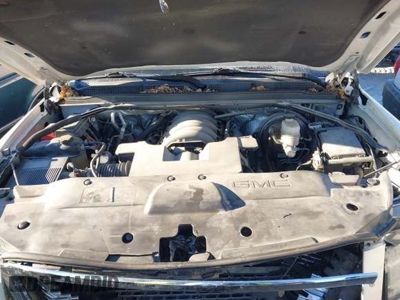 2015 GMC Yukon XL Denali with VIN 1GKS2JKJXFR528927, listed as a IAAI auction lot 41391259 with 159,467 mi miles. Bid and sale history available at carsss.com. Image 10.