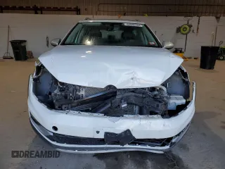 2019 Volkswagen Golf S с VIN 3VWH17AU1KM519565, выставлен на аукционе Copart как лот 82666284 с пробегом 114 029 миль миль и Списание • Salvage title. История ставок и продаж доступна на DreamBid. Изображение 5.