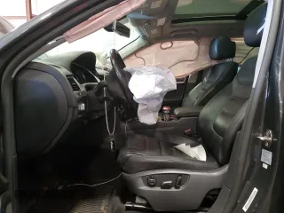 2014 Volkswagen Touareg Lux z VIN WVGEF9BP9ED014963, wystawiony jako Copart lot #50555345 z przebiegiem 153 907 mil mil oraz Szkoda całkowita • Salvage title. Historia ofert i sprzedaży dostępna na DreamBid. Obrazek 7.