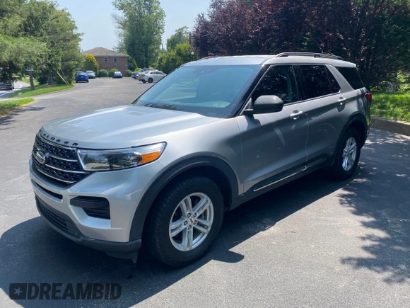 2021 Ford Explorer XLT z VIN 1FMSK8DH1MGB41704, wystawiony jako Copart lot #59941855 z przebiegiem 88 599 mil mil oraz Czysty tytuł • Clean title. Historia ofert i sprzedaży dostępna na DreamBid. Obrazek 2.