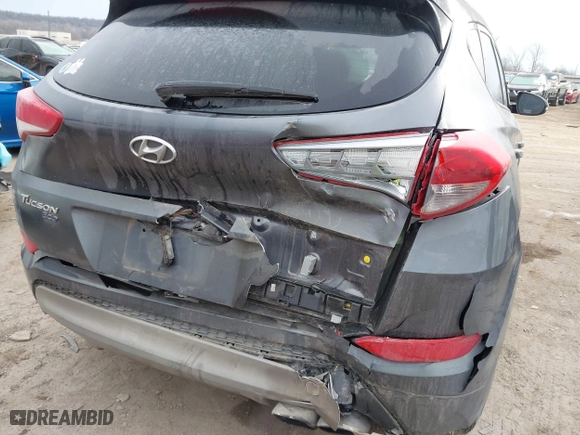 2017 Hyundai Tucson Value with VIN KM8J33A22HU358357, listed as a IAAI auction lot 41583774 with 139,338 mi miles. Bid and sale history available at carsss.com. Image 6.
