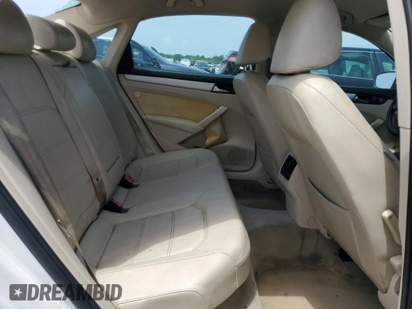 2013 Volkswagen Passat SE with VIN 1VWBH7A34DC060044, listed as a Copart auction lot 57180325 with 232,115 mi miles and Salvage title. Bid and sale history available at DreamBid. Image 10.