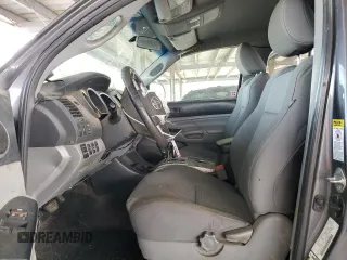 2014 Toyota Tacoma z VIN 5TFUU4EN9EX096999, wystawiony jako Copart lot #48357395 z przebiegiem 204 758 mil mil oraz Szkoda całkowita • Salvage title. Historia ofert i sprzedaży dostępna na DreamBid. Obrazek 7.