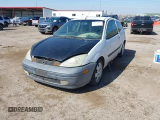 2001 Ford Focus ZX3 with VIN 3FAFP31341R247786, listed as a IAAI auction lot 42017033 with Not provided miles and . Bid and sale history available at DreamBid. Image 2.