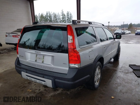 2006 Volvo XC70 with VIN YV4SZ592X61210458, listed as a IAAI auction lot 41663456 with 179,475 mi miles. Bid and sale history available at carsss.com. Image 4.
