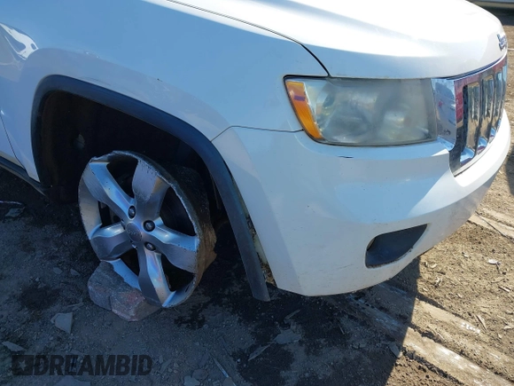 2013 Jeep Grand Cherokee Overland with VIN 1C4RJECT4DC526160, listed as a IAAI auction lot 41429164 with 115,311 mi miles. Bid and sale history available at carsss.com. Image 6.