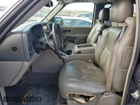 2005 Chevrolet Avalanche LS z VIN 3GNEC12Z75G100735, wystawiony jako Copart lot #51302585 z przebiegiem 219 115 mil mil oraz Czysty tytuł • Clean title. Historia ofert i sprzedaży dostępna na DreamBid. Obrazek 7.
